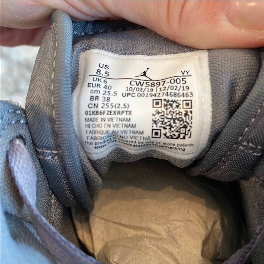 Women Nike Jordan 1 Sneaker Cool Grey Suede Dipped Purple Leather SZ 8.5 CW9857 - Picture 6 of 11